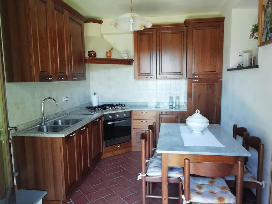 Villa Ai Tre Campi Fornaci di Barga Exterior foto
