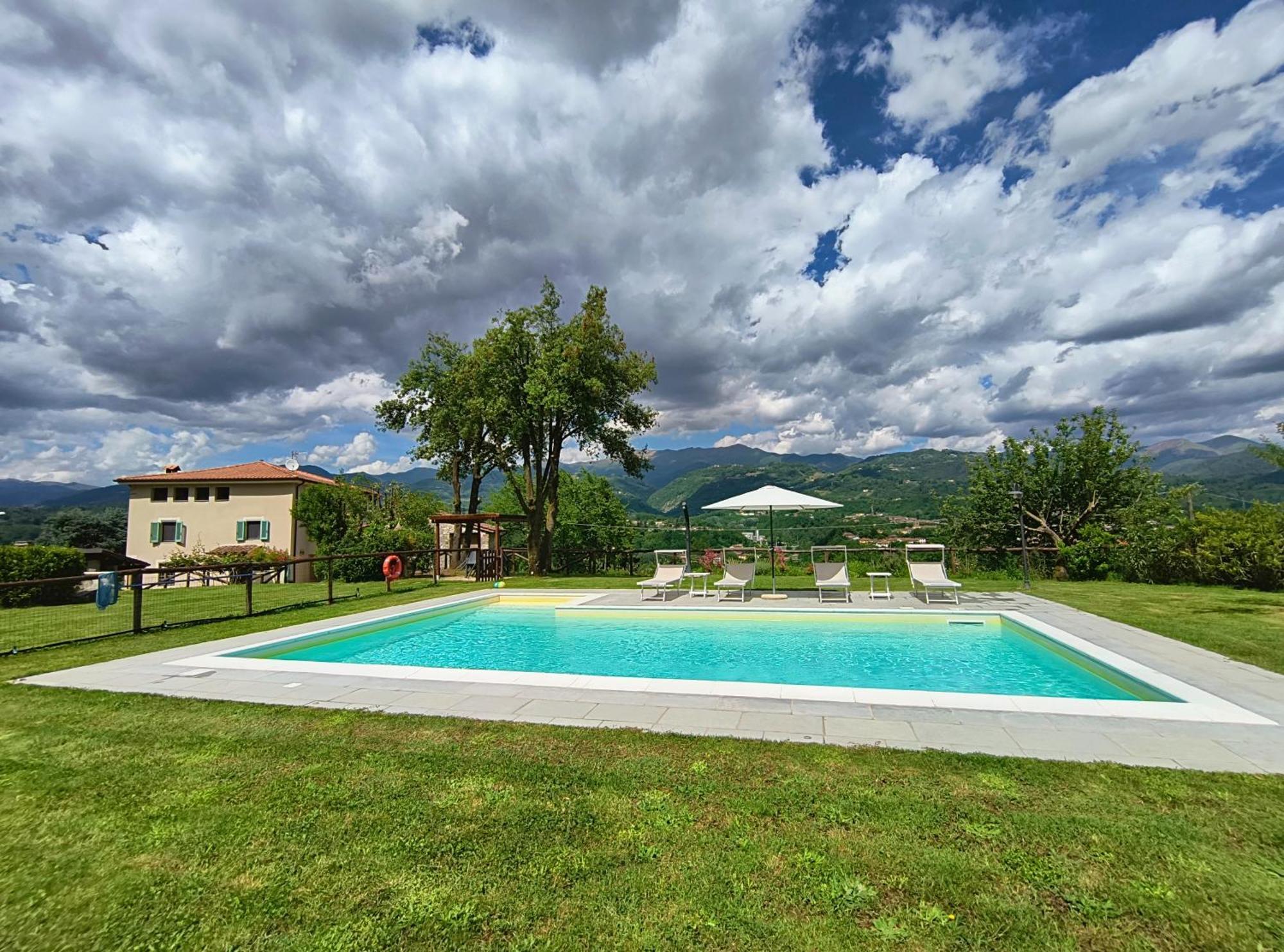 Villa Ai Tre Campi Fornaci di Barga Exterior foto